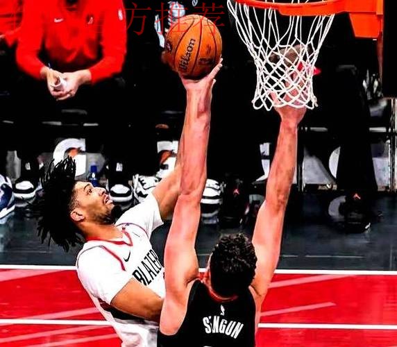 开拓者、火箭更新明日伤病名单：杨瀚森亨德森缺阵范乔丹风扇伤停