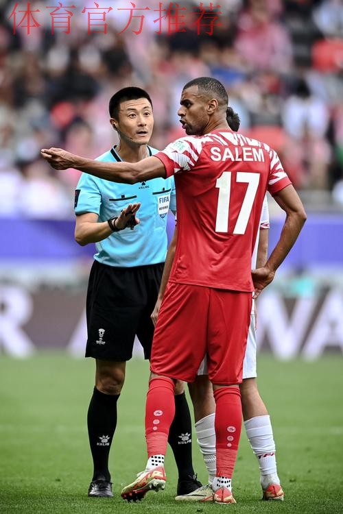中国裁判团队执法2022年女足亚洲杯 中国裁判团队执法2022年女足亚洲杯